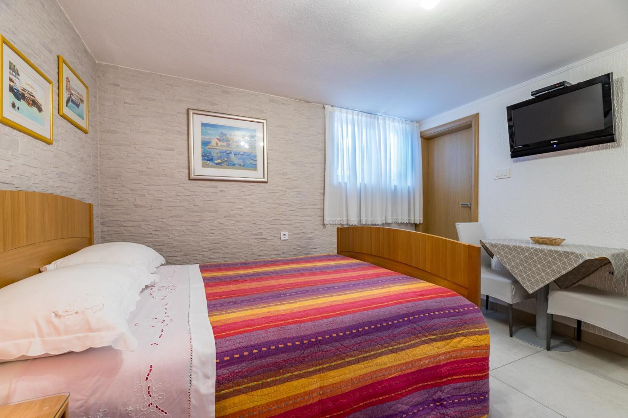 Apartment Nadica *